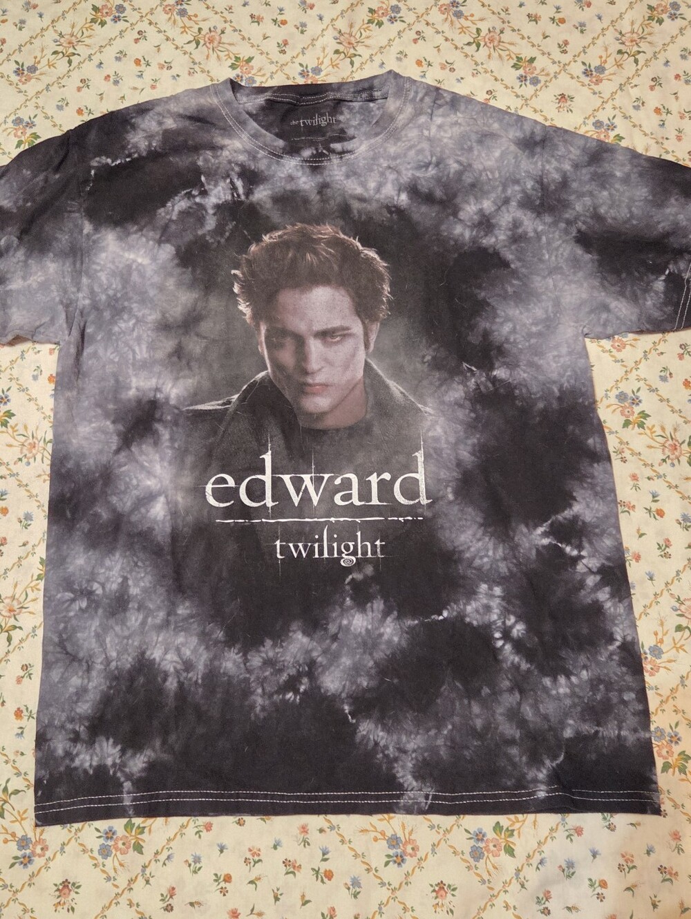 Edward Twilight Tie-Dye Graphic Tee - Black/Grey